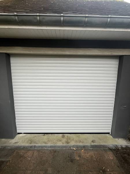 faire changer sa porte de garage à enroulement  près du Havre